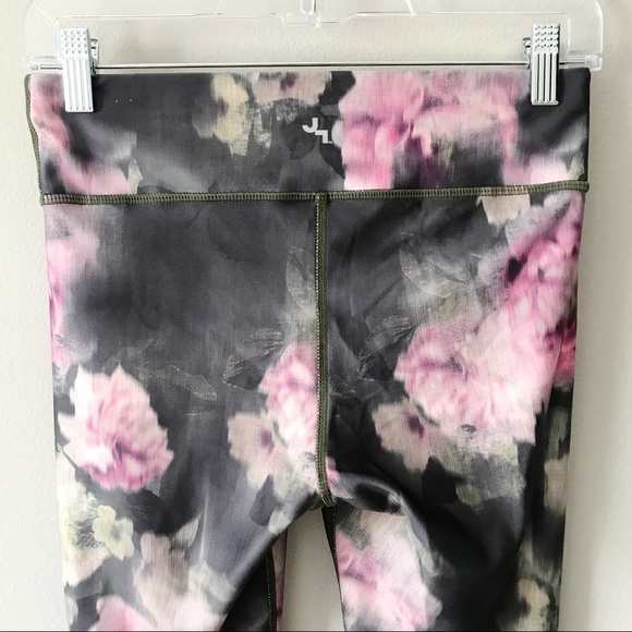 Joy Lab Floral Roses 7/8 Leggings Green/Pink Small - Picture 7 of 11